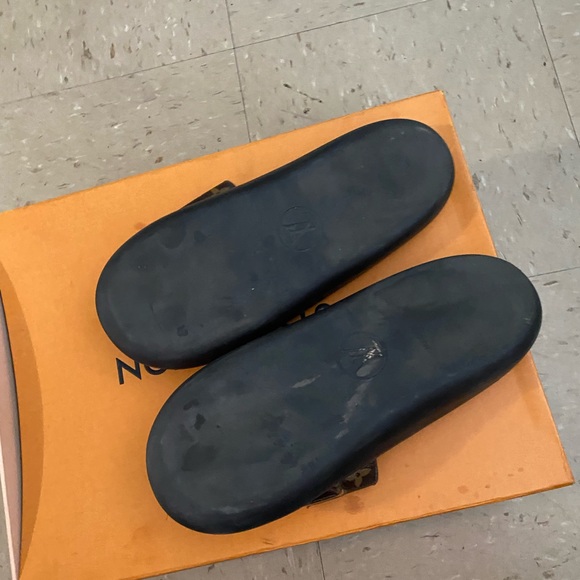 100%authentic Louis Vuitton sled size 39 - Picture 4 of 7